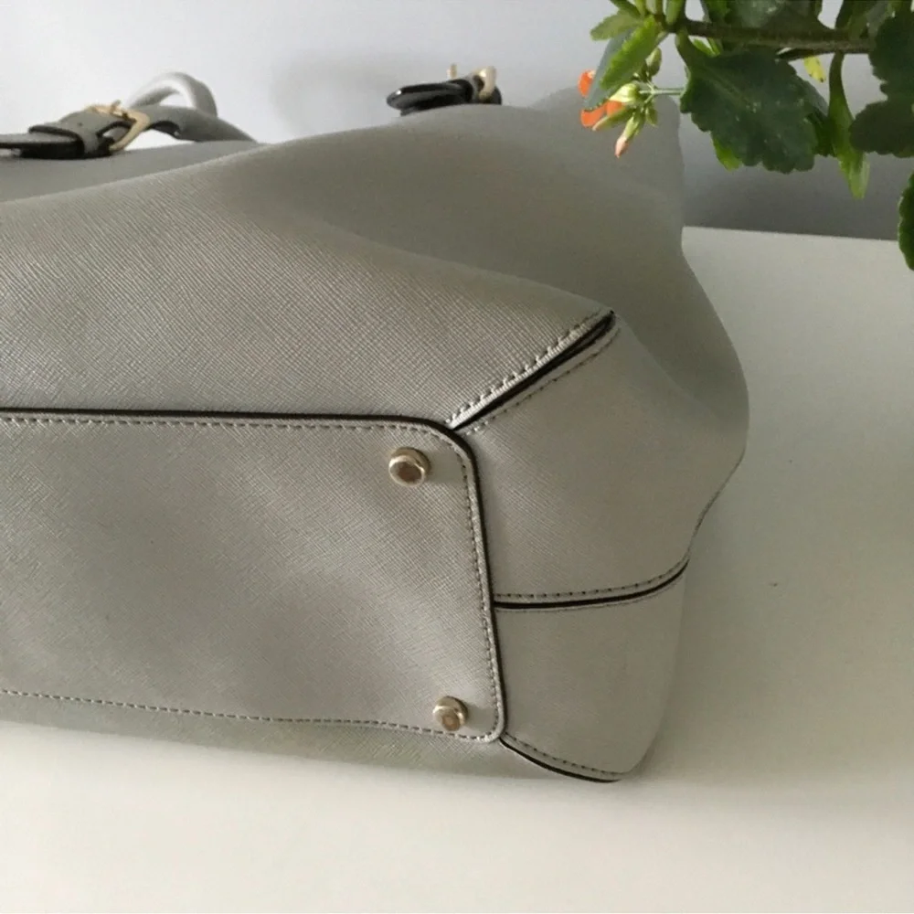 Kate Spade Cove Street Ariel Cliff Grey Silver Trim Tote Bag - Picture 5 of 12